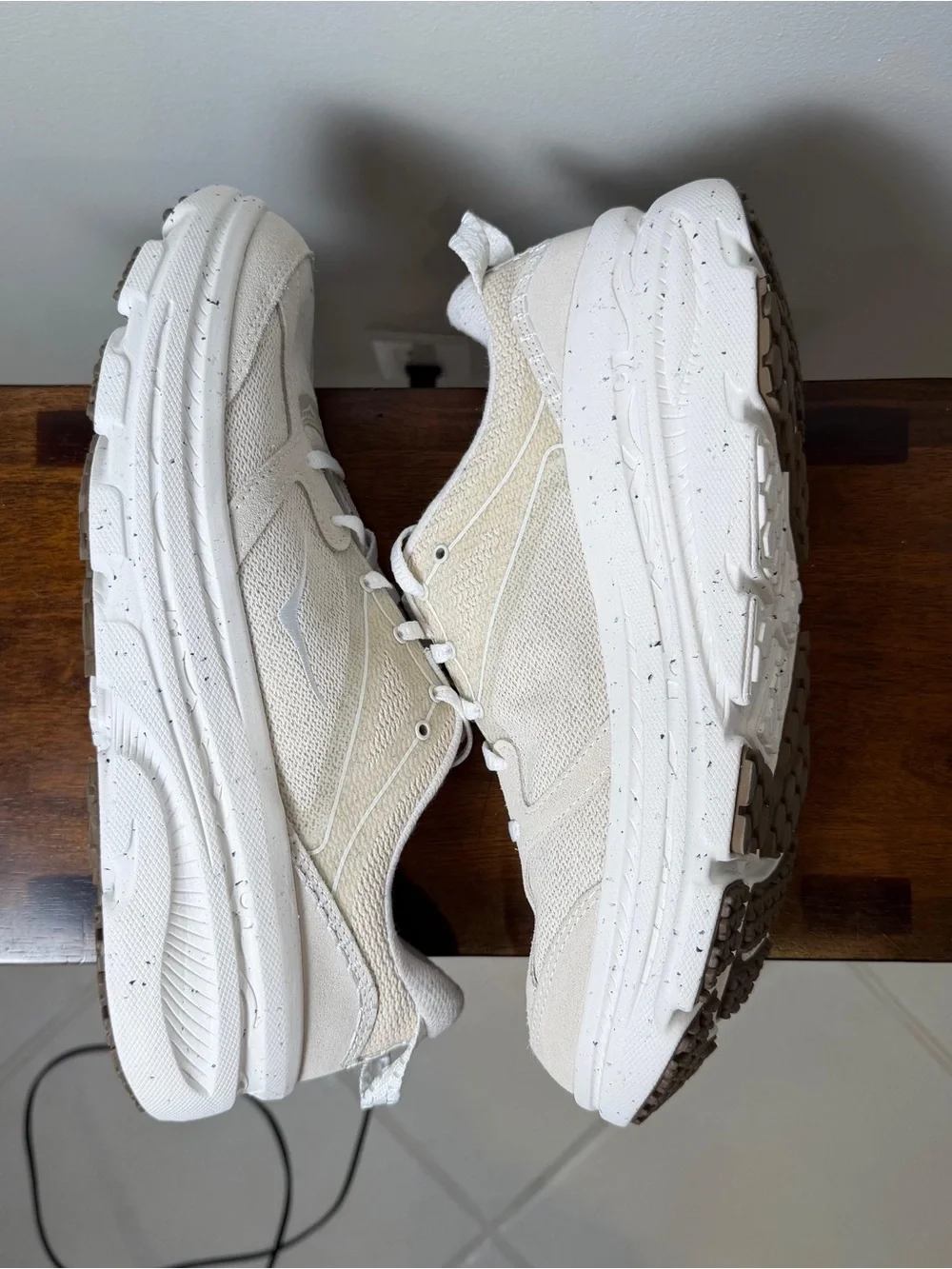 HOKA Bondi B3LS Frost Pepper Men’s Size 13 Lifestyle Shoes New Unworn No Box